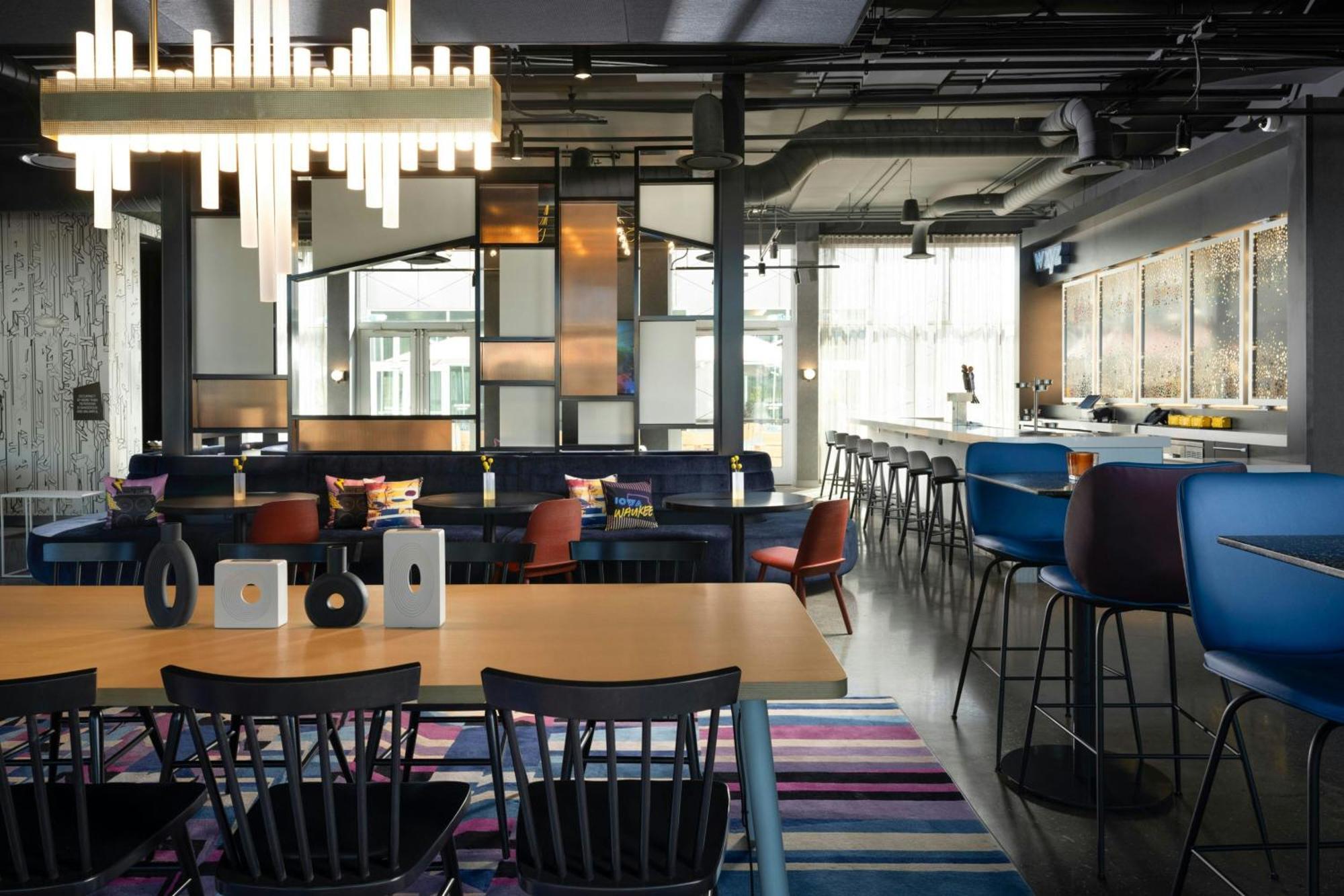 Aloft Waukee Hotel ภายนอก รูปภาพ