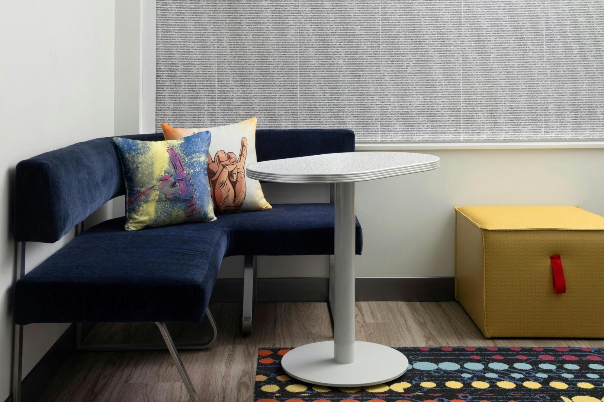 Aloft Waukee Hotel ภายนอก รูปภาพ