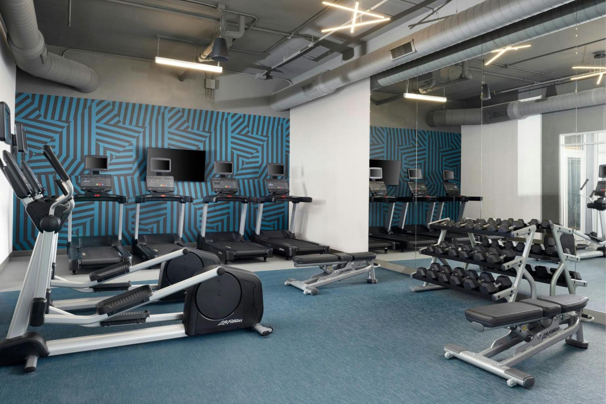 Aloft Waukee Hotel ภายนอก รูปภาพ