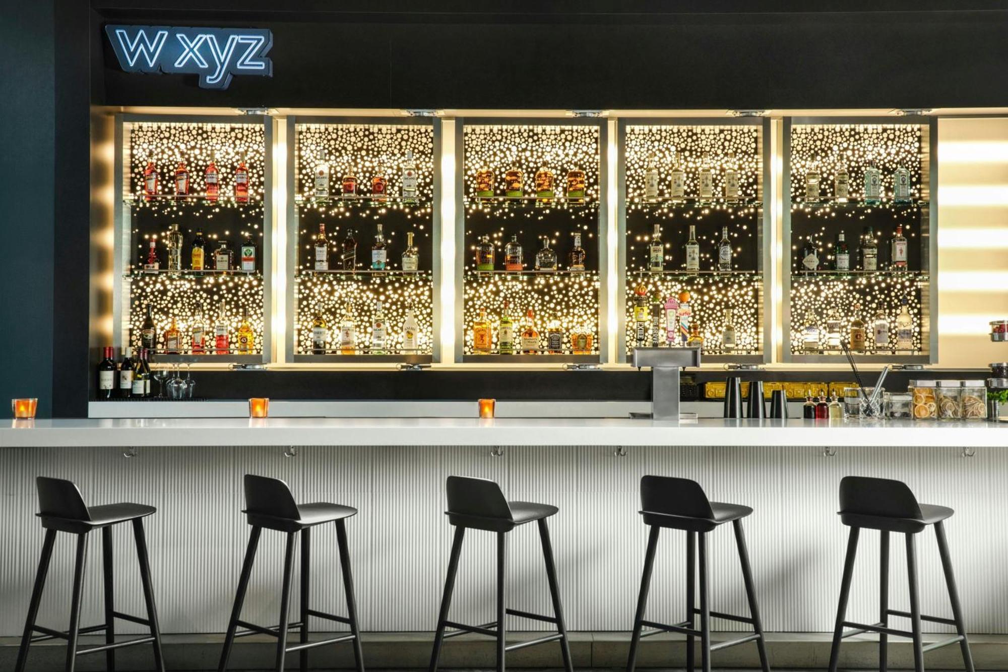 Aloft Waukee Hotel ภายนอก รูปภาพ
